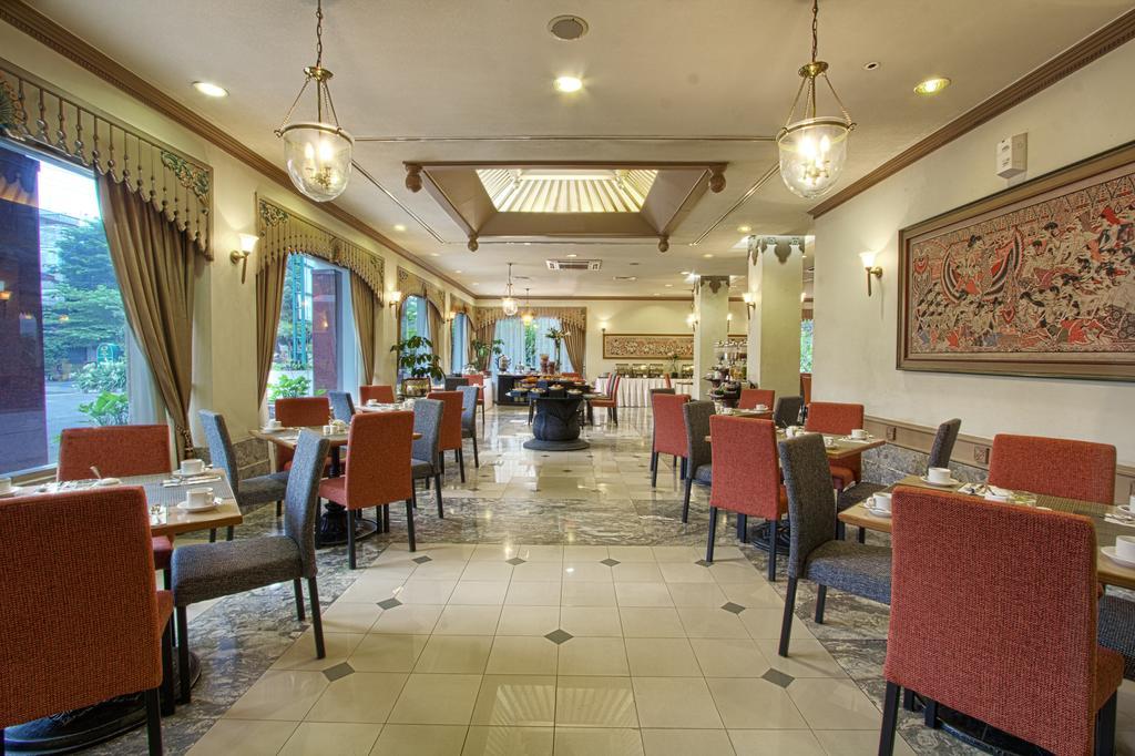 Hotel Sahid Jaya Solo Exterior foto