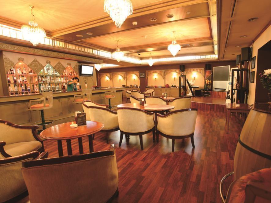 Hotel Sahid Jaya Solo Exterior foto